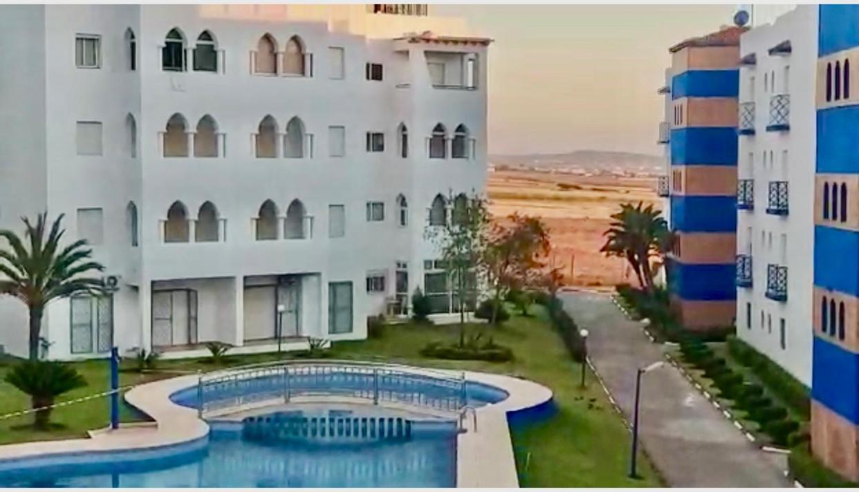 Tanger/Asilah: Appart 50M2 Face Mer Et Piscines, 5 Places, Tout Equipe+Wifi+Clim Appartement Briech Buitenkant foto